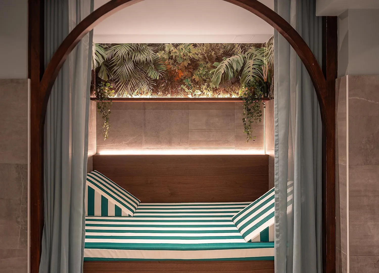 Hotel Bob 4*